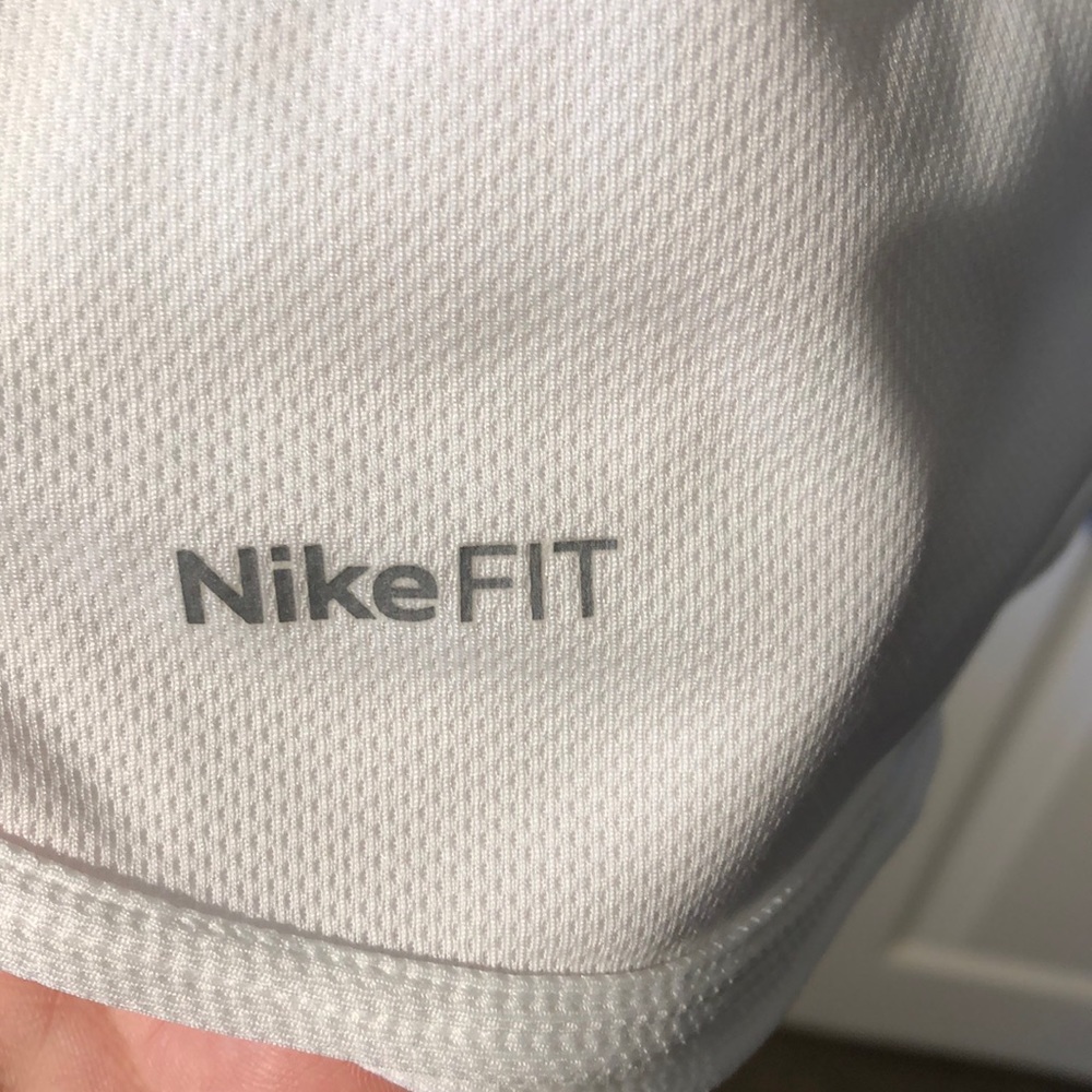 Nike Racerback Tank - Picture 4 of 11